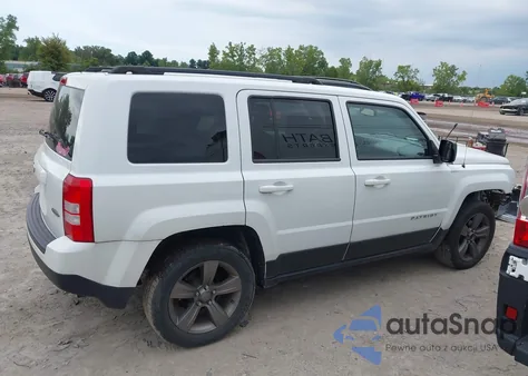 2015 Jeep Patriot High Altitude Edition z USA, uszkodzony, nr VIN 1C4NJRFB6FD217828